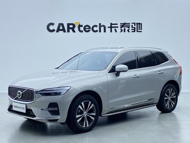 VOLVO XC60 2023 — фото 1