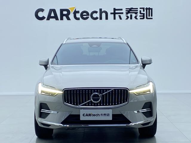 VOLVO XC60 2023 — фото 2