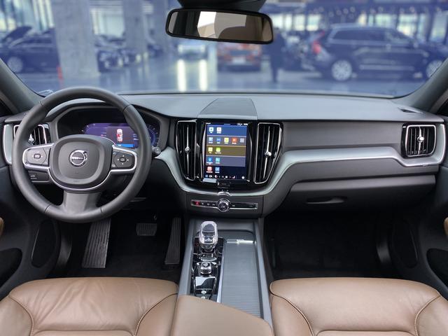 VOLVO XC60 2023 — фото 21