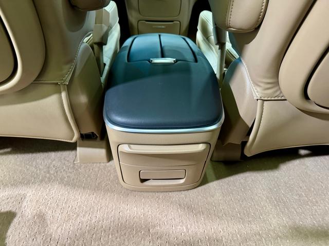 Buick GL8 id 3810266 из Китая 20