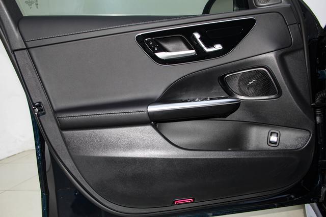 Mercedes-Benz C-Class 2025 C 260 L — фото 10