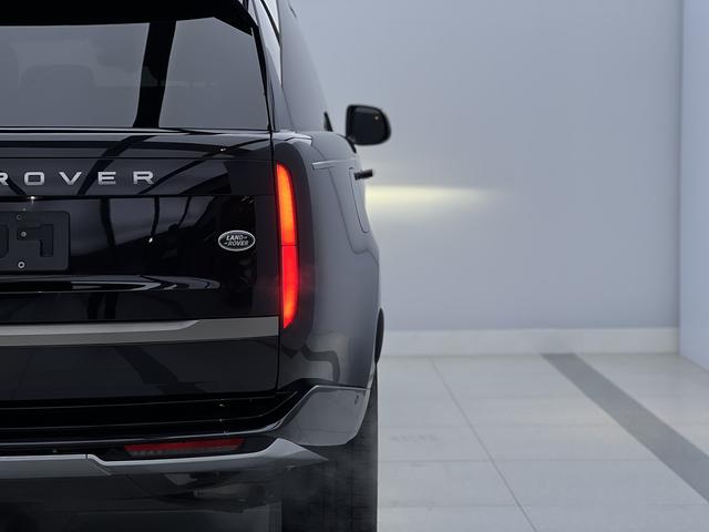 Land Rover Range Rover id 3783644 из Китая 18