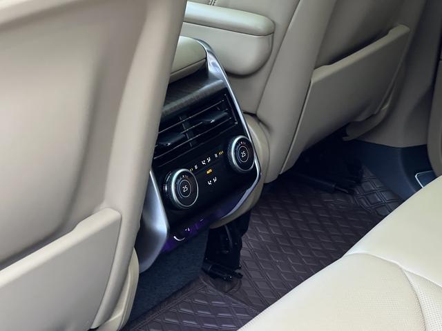 Land Rover Range Rover id 3783644 из Китая 31