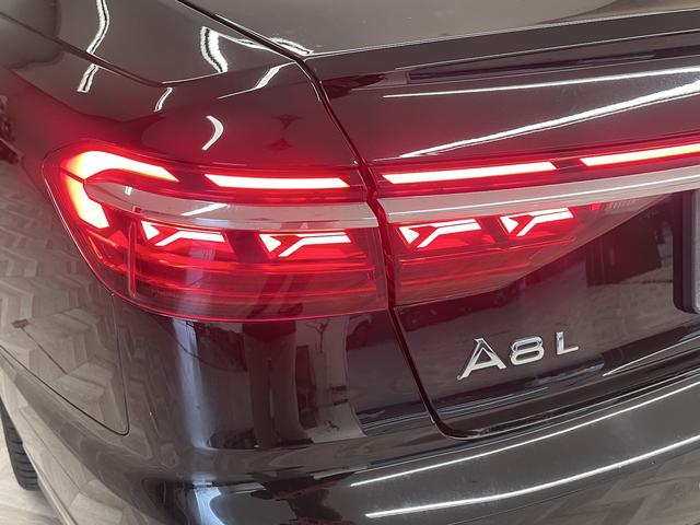 Audi A8 2023 A 8 L 45 TFSI quattro Luxury — фото 12