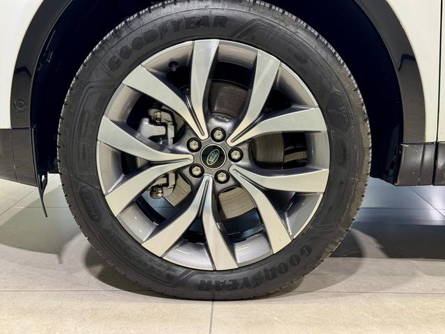 Land Rover Discover sports id 3768828 из Китая 15