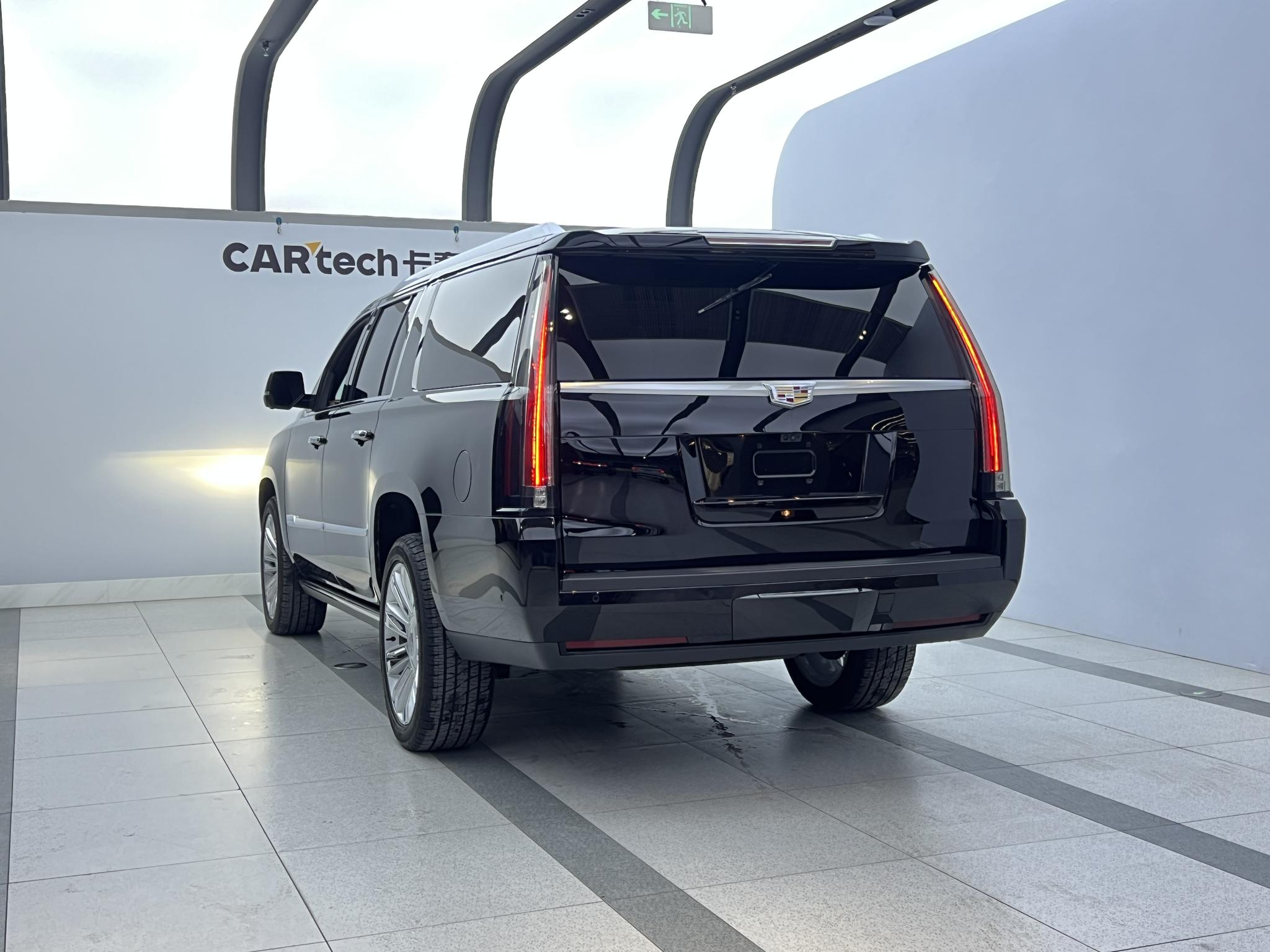Cadillac Escalade 2017 6.2L AT 4 мест