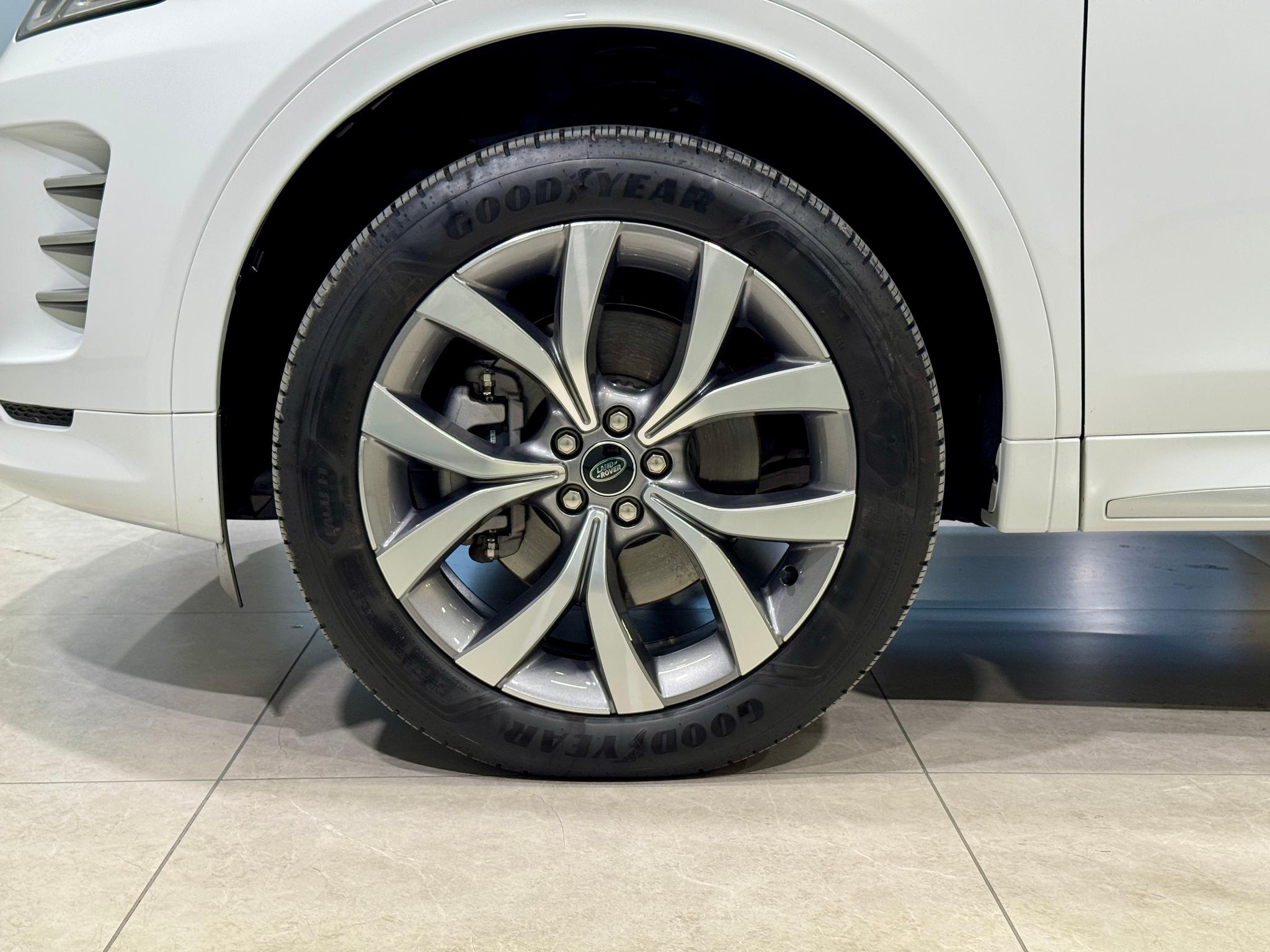 Land Rover Discovery Sport Sport 2025 249PS