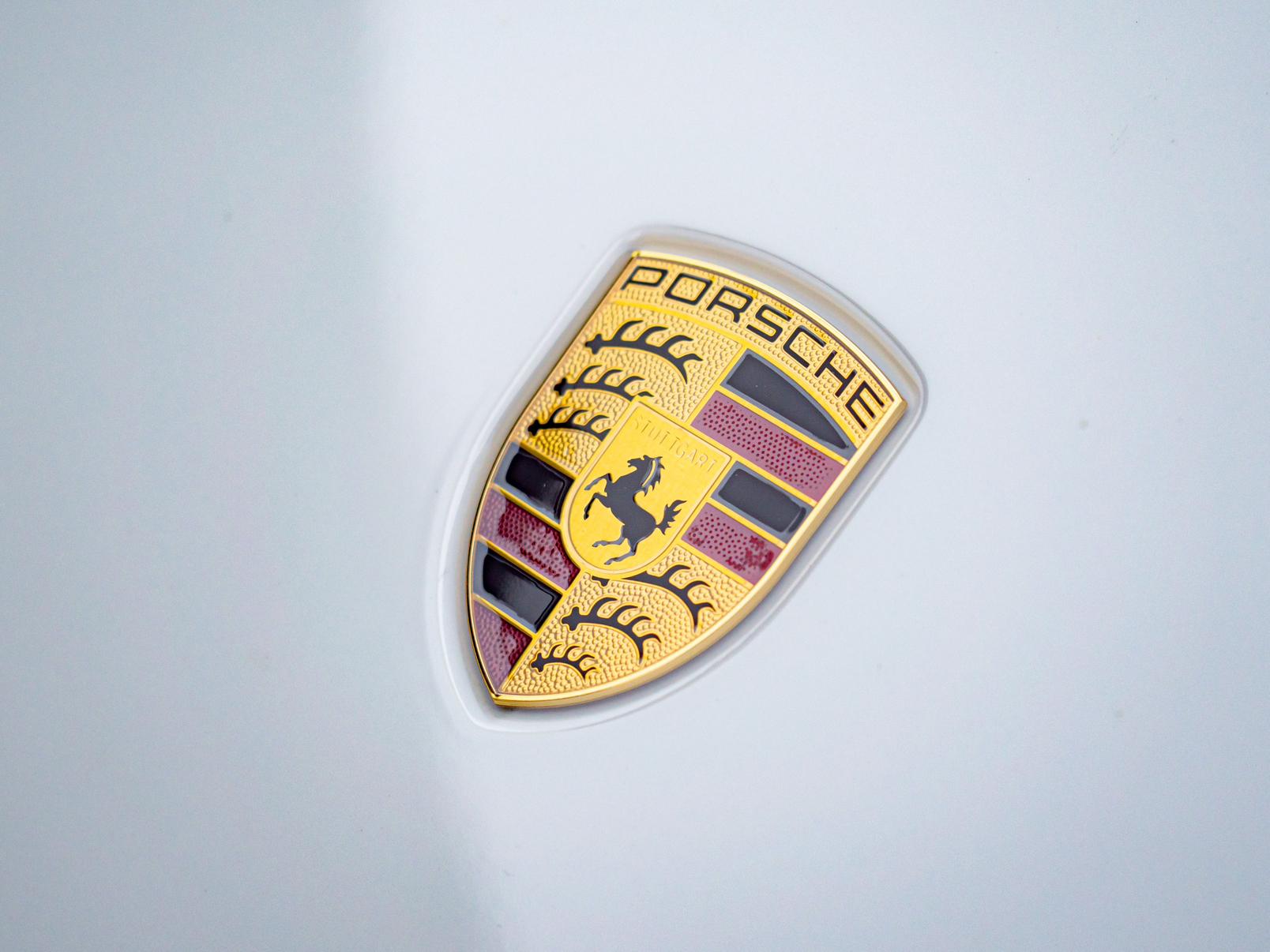 Porsche Taycan 2022 Taycan