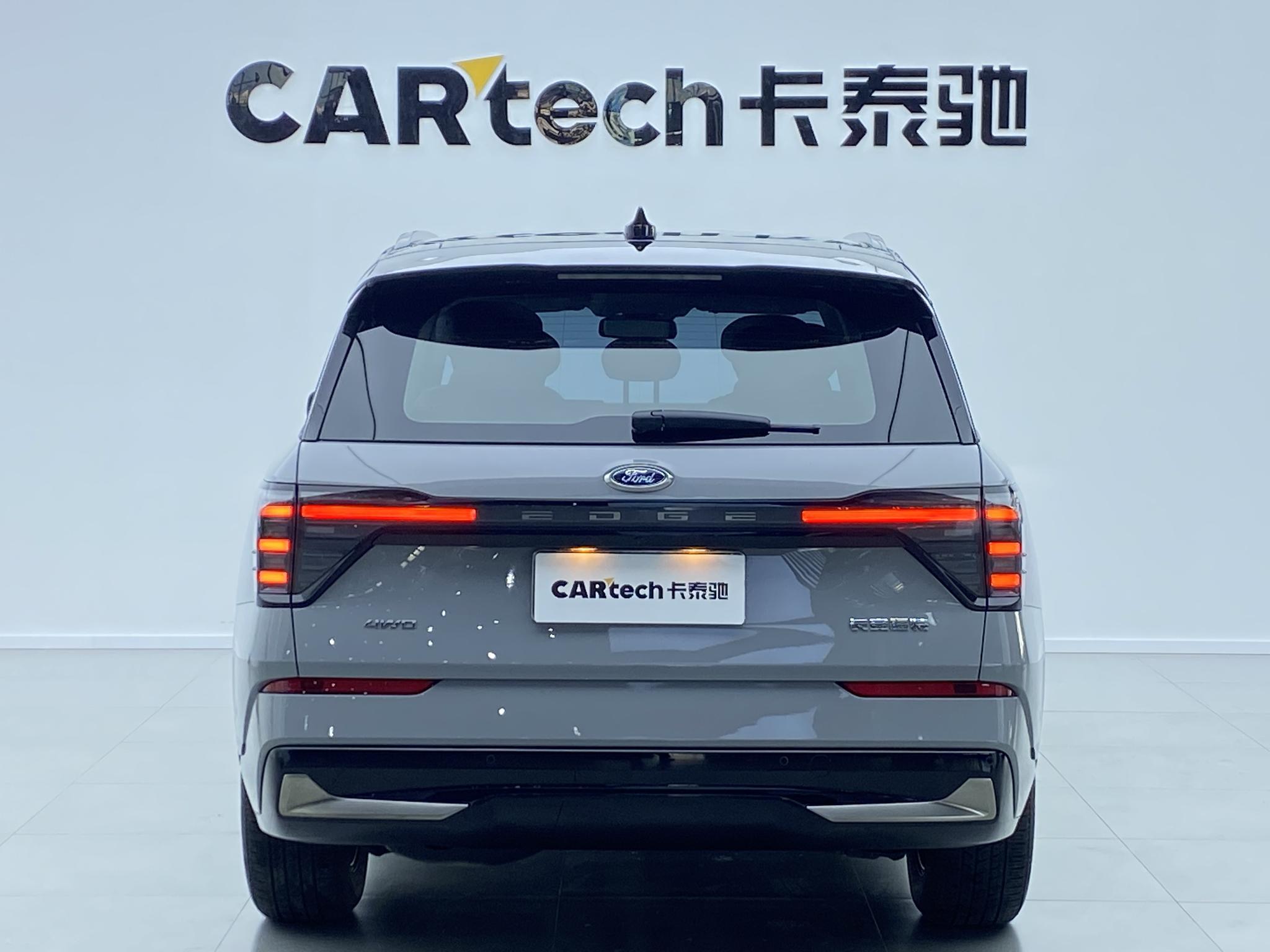 Ford Edge 2023 L 2.0T EcoBoost мест