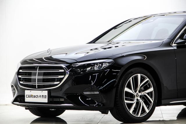 Mercedes-Benz E-Class 2024 E 300 L — фото 19