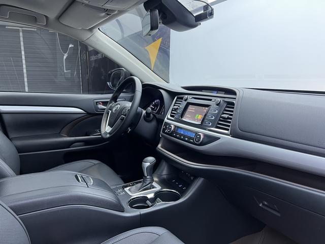 Toyota Highlander 2018 2.0 T 4 WD 7 VI — фото 18