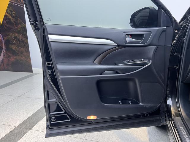 Toyota Highlander 2018 2.0 T 4 WD 7 VI — фото 7
