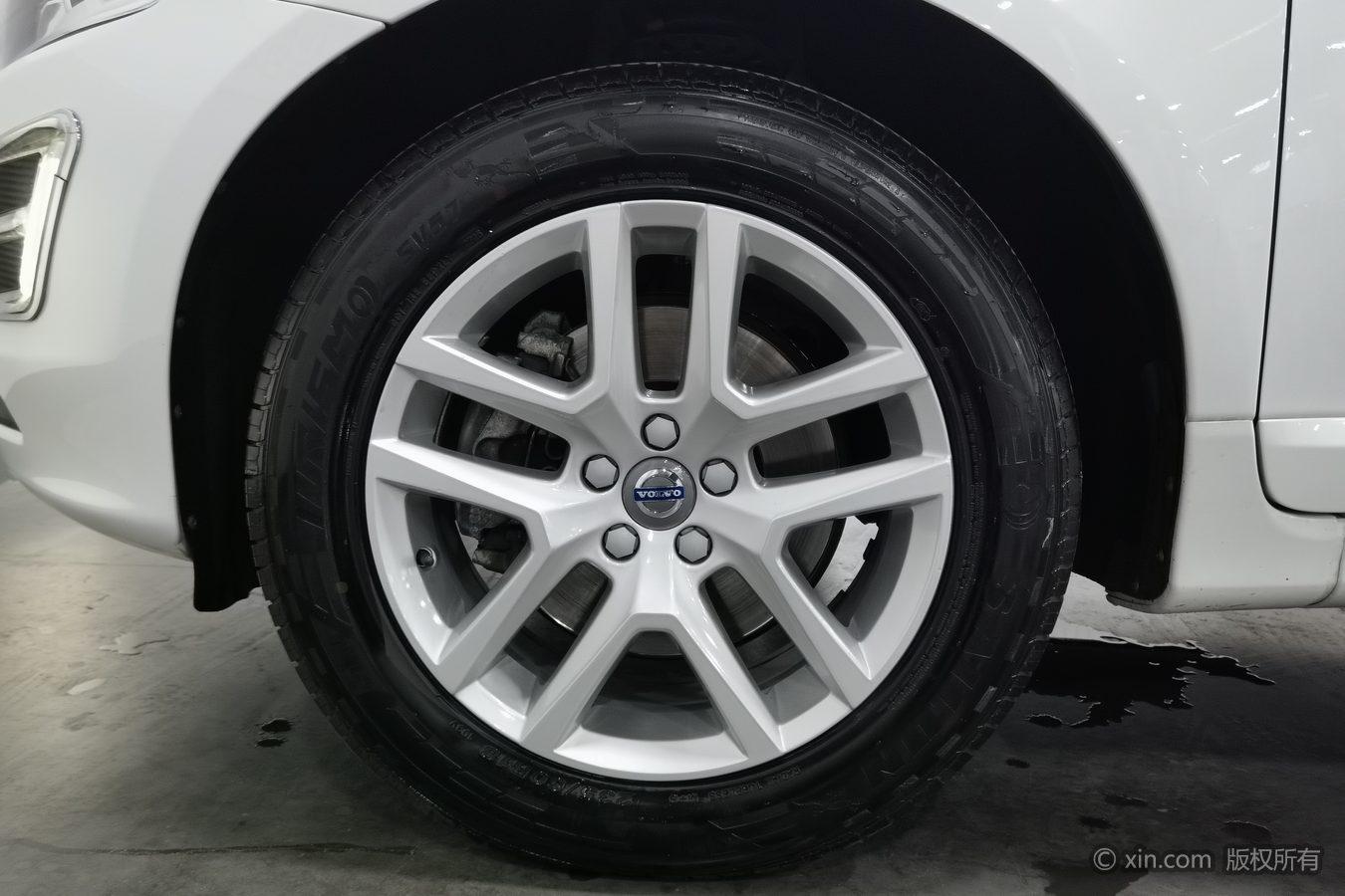 Volvo XC60 2017 T5