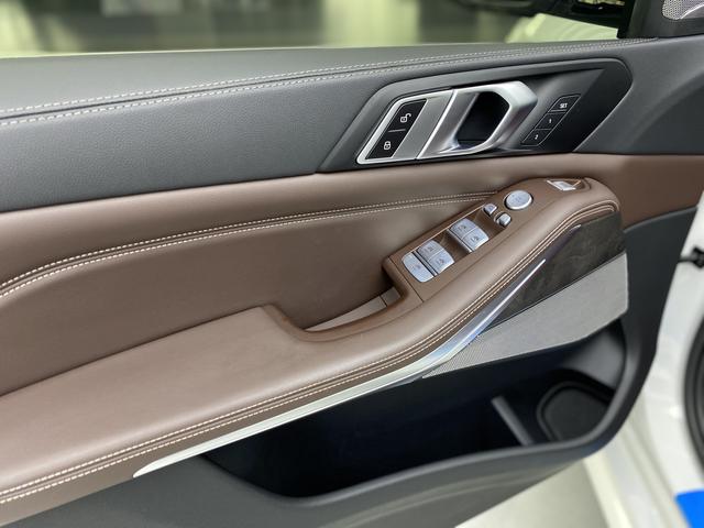 BMW X5 id 3837556 из Китая 12