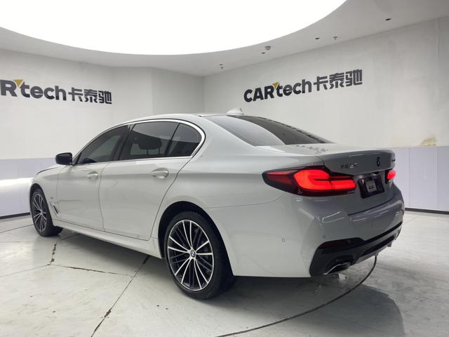 BMW 5-Series 2023 530 Li Leading M — фото 5