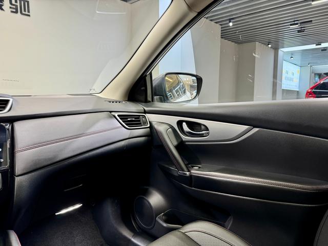 Nissan Qashqai 2022 2.0 L XV Prem. — фото 15