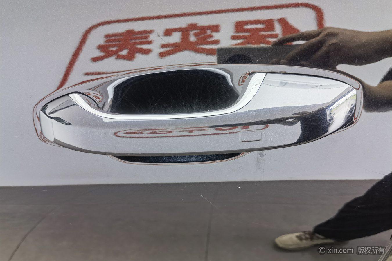 Li Auto ONE 2021 6 мест