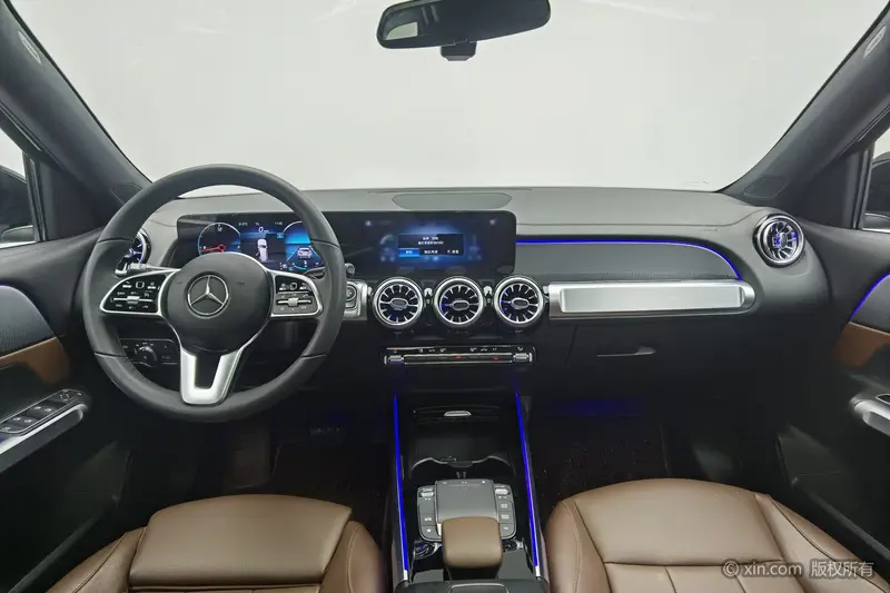 Mercedes-Benz GLB рестайлинг GLB 200 динамик — фото 10