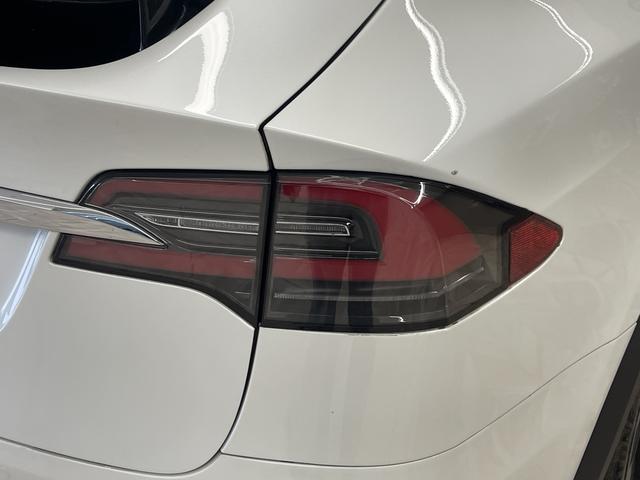 Tesla Model X id 3785706 из Китая 14