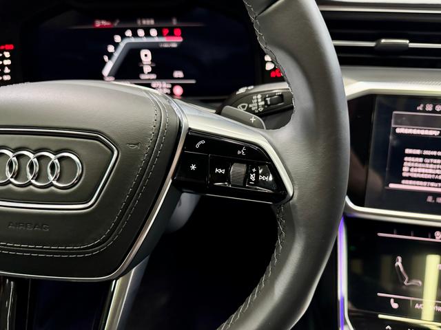 Audi A6L id 3810381 из Китая 30