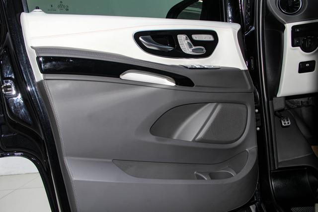 Mercedes-Benz Vito 2023 2.0 T 7 — фото 11