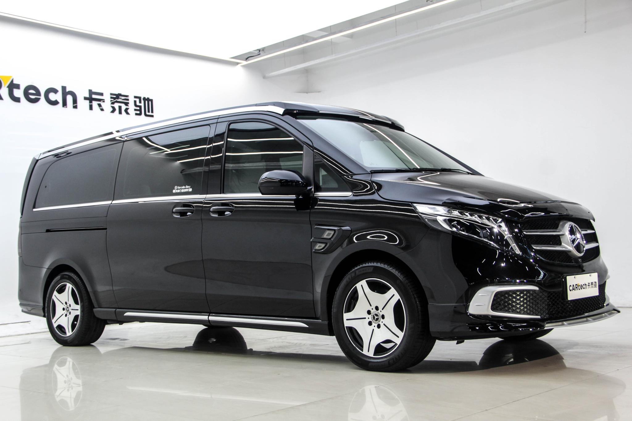 Mercedes-Benz Vito 2023 2.0T 7 мест