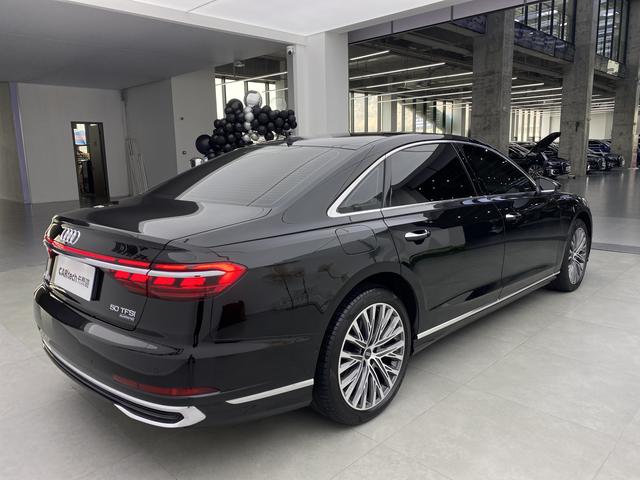 Audi A8 2024 Черный из Китая, фото 2