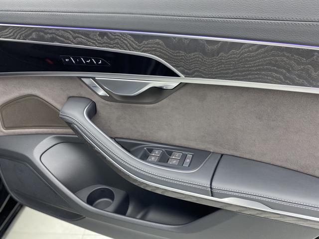 Audi A8 2024 Черный из Китая, фото 6