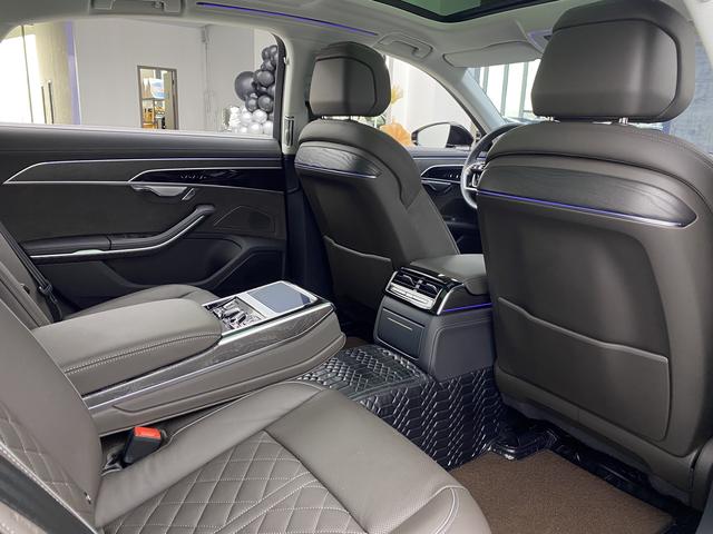 Audi A8 id 3816875 из Китая 9