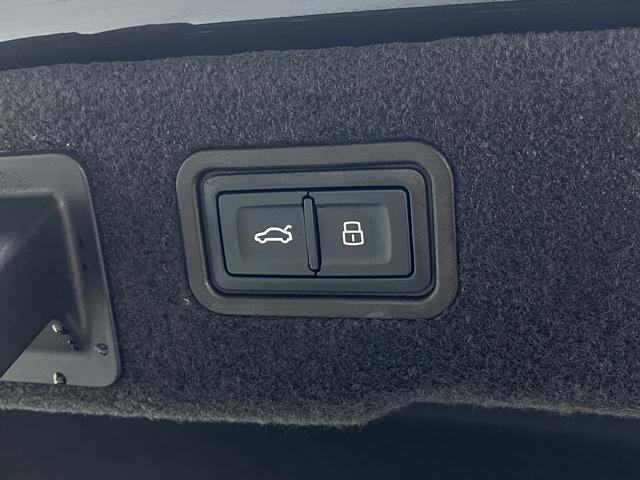 Audi A8 id 3816875 из Китая 23