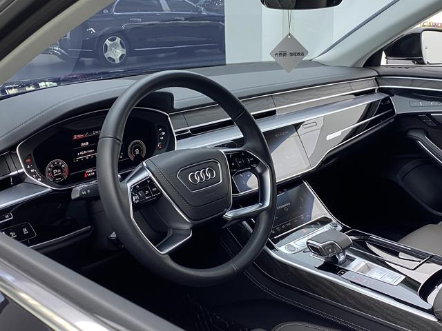 Audi A8 id 3816875 из Китая 25