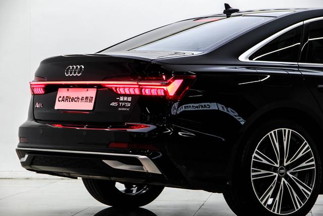 Audi A6L 2024 45 TFSI quattro — фото 13