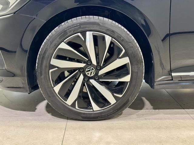 Volkswagen Passat 2025 Черный из Китая