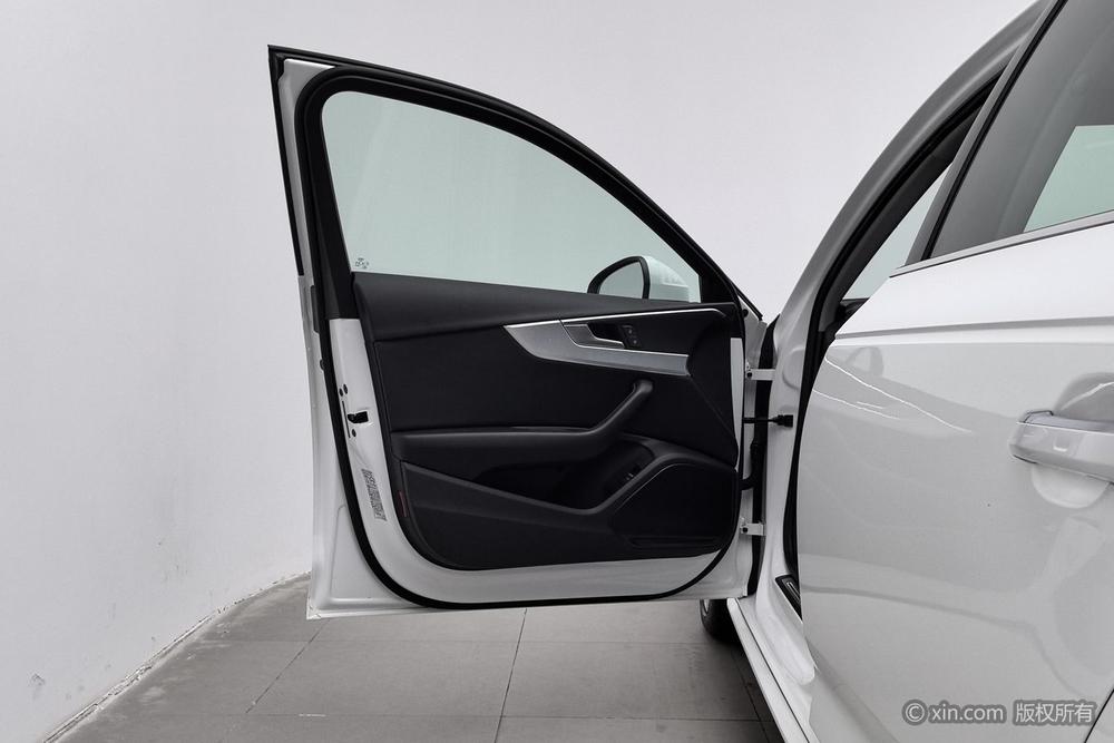 Audi A4L, фото 21