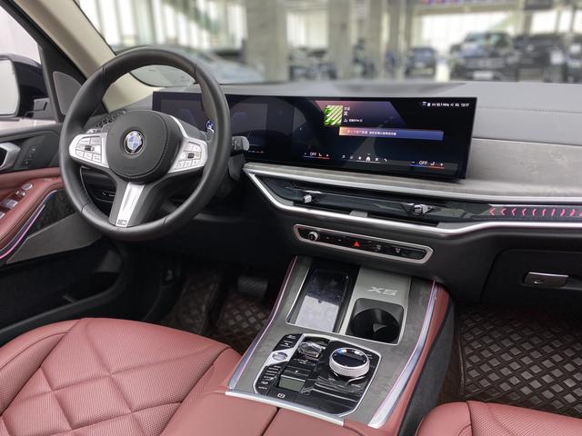 BMW X5 id 3849852 из Китая 35