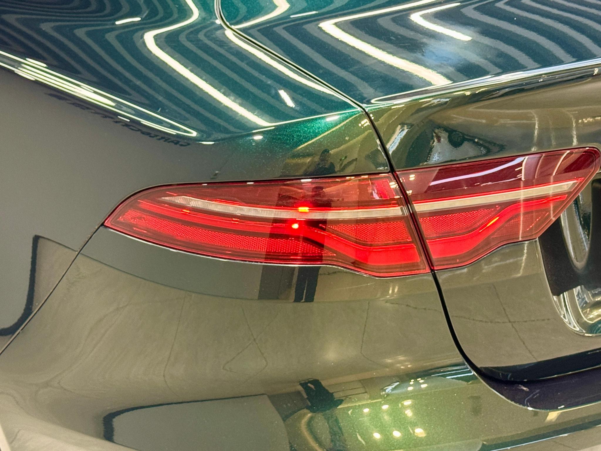 Jaguar XEL 2023 2.0T 250PS R-DYNAMIC S Sport