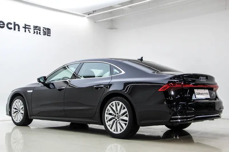 Audi A7L — фото 4