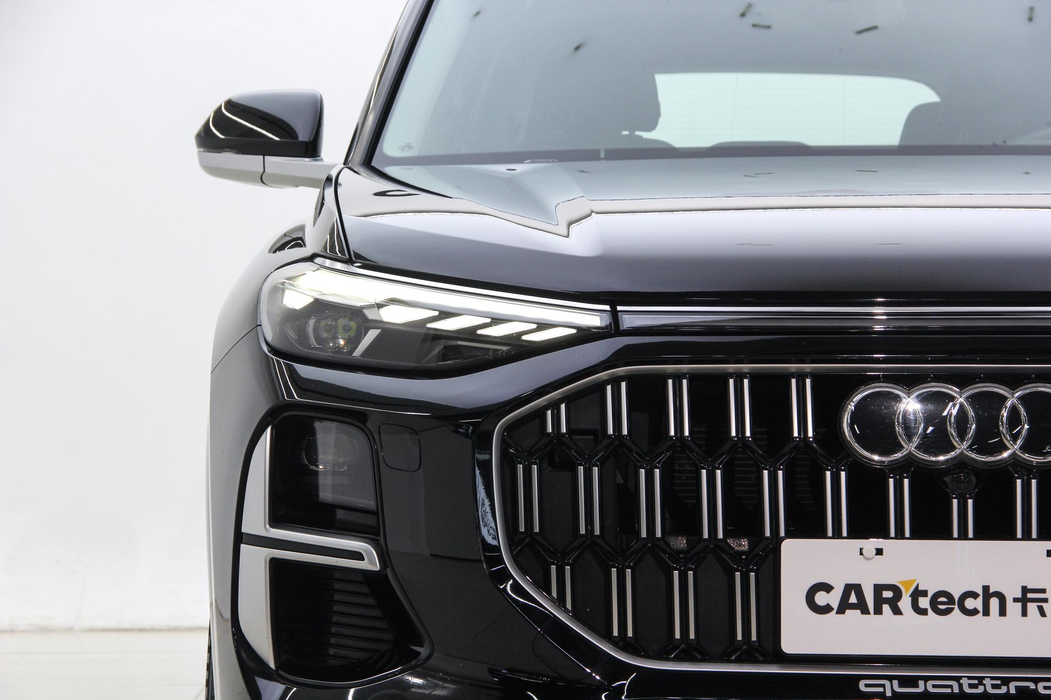 Audi Q6 2024 40TFSI quattro 7 мест