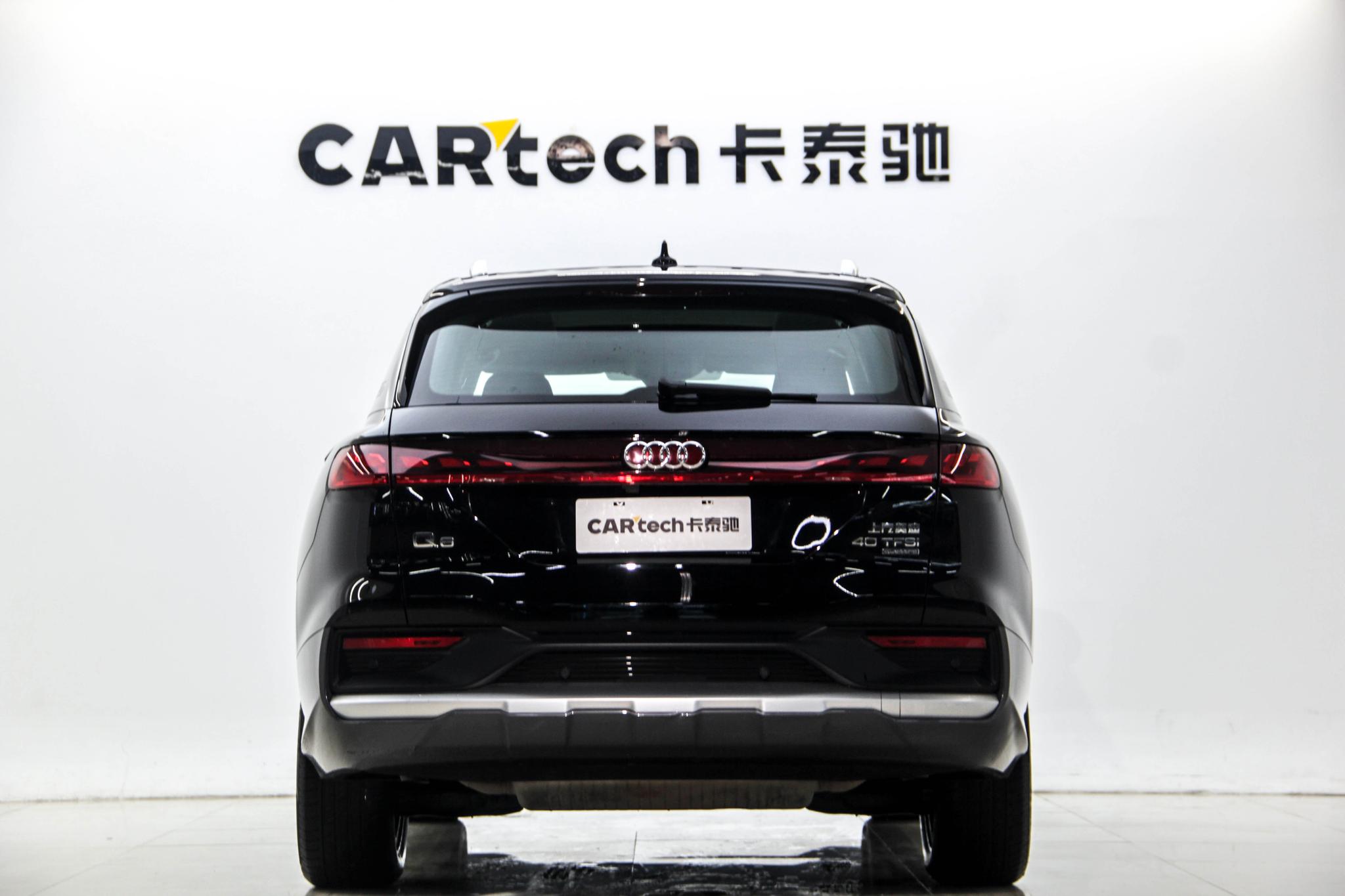 Audi Q6 2024 40TFSI quattro 7 мест
