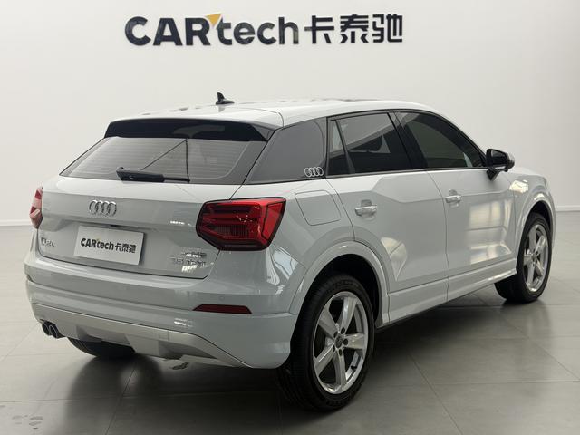 Audi Q2L id 3769314 из Китая 19