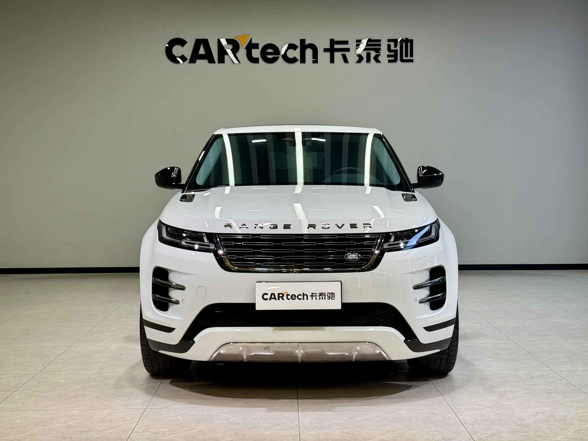 Land Rover Range Rover Evoque 2024 L 2.0T SE