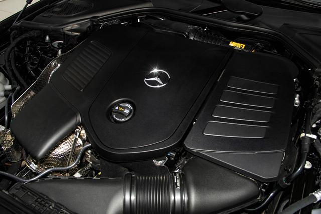 Mercedes-Benz E-Class 2025 E 300 L Luxury — фото 7