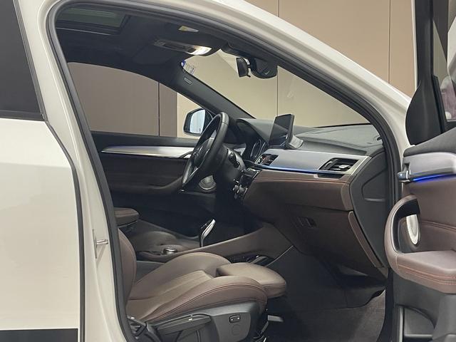 BMW X2 2021 x Drive 25i — фото 12
