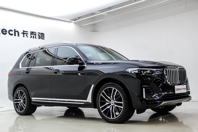 BMW X7 2020 x Drive 40i Leading — фото 3