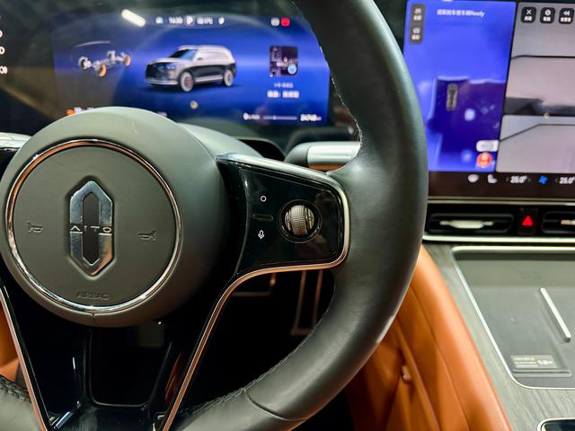 AITO Ask the world M9 id 3816607 из Китая 17