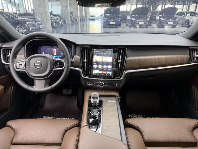 Volvo S90 id 3768829 из Китая 13