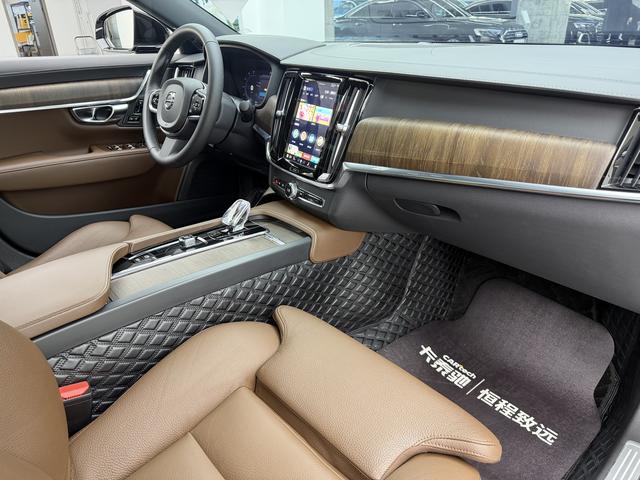 Volvo S90 id 3768829 из Китая 20