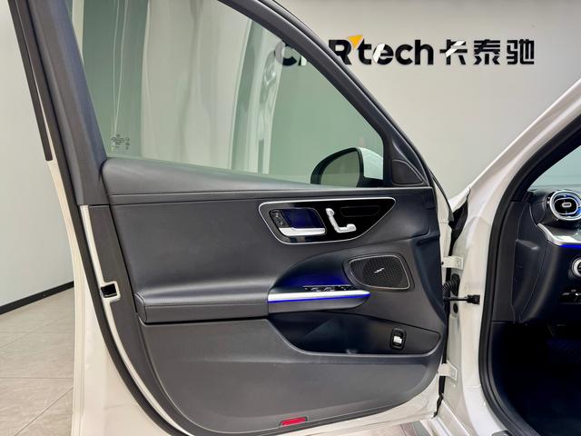 Mercedes-Benz Class C id 3824382 из Китая 26