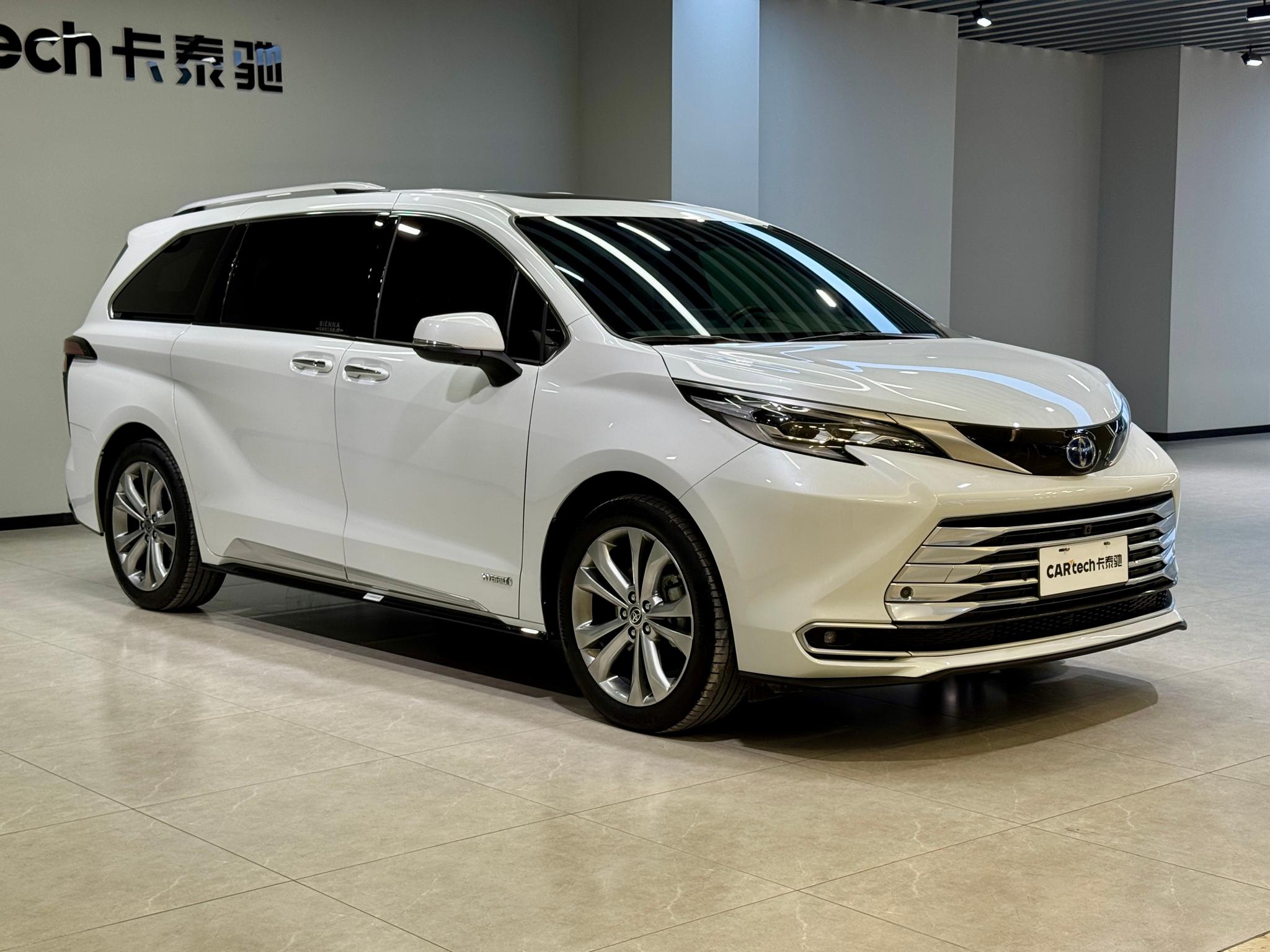 Toyota Sienna 2023 2.5L