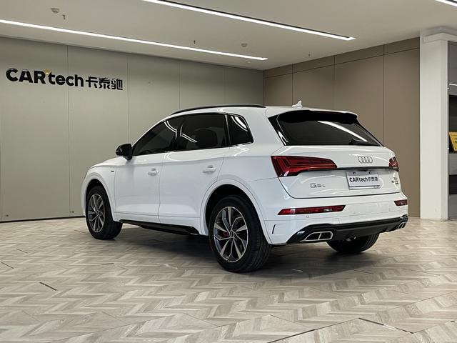 Audi Q5L 2024 40 TFSI — фото 5